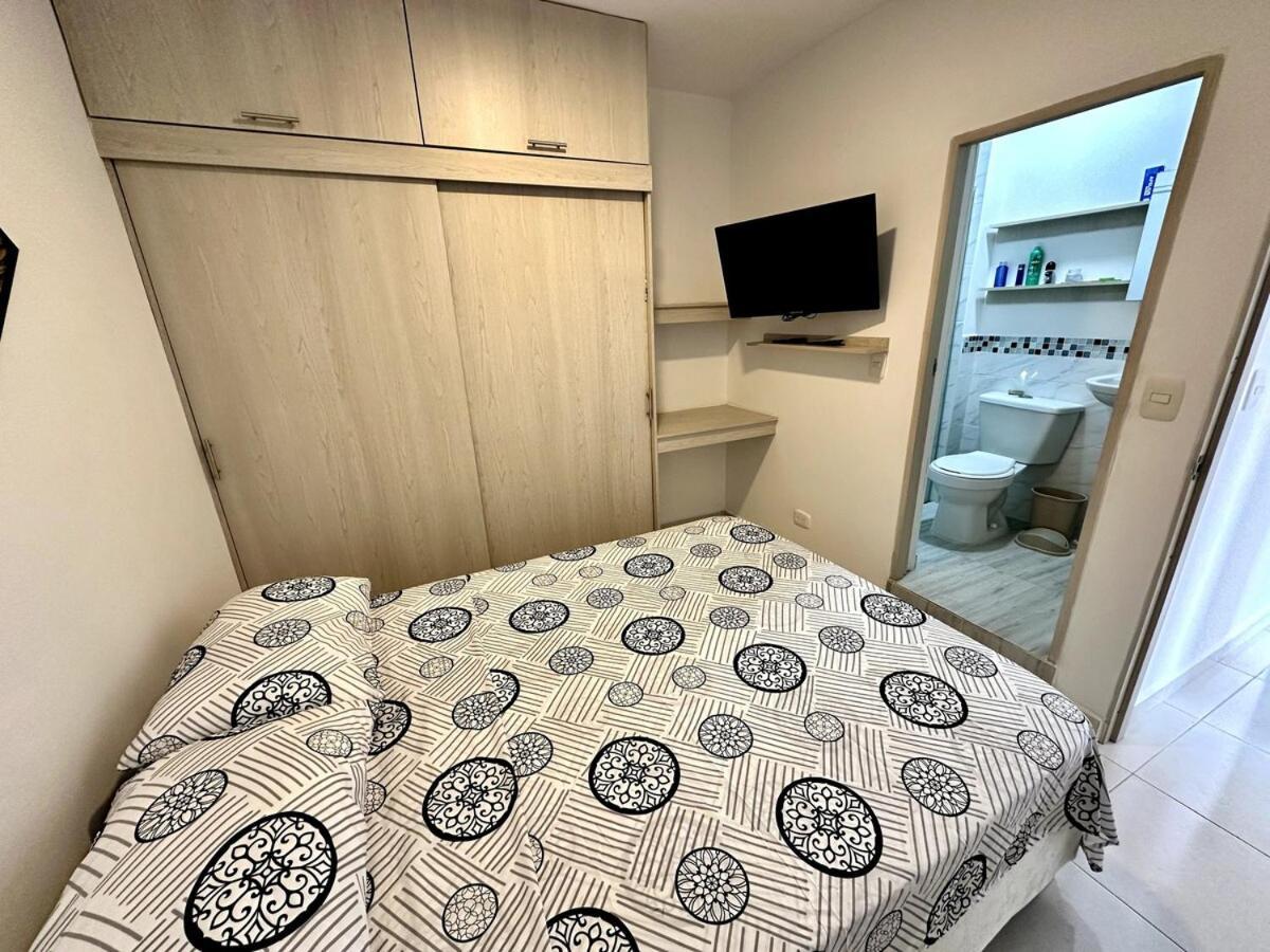 Julius Sky 1-swimming Pool And Close To The